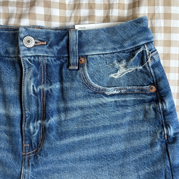 NWT American Eagle Curvy Strigid Mom Short Super High Rise - Picture 3 of 10